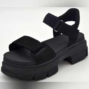 UGG - Womens Ashton platform Ankle Sandals | Black | 1136764-BLK | Authentic